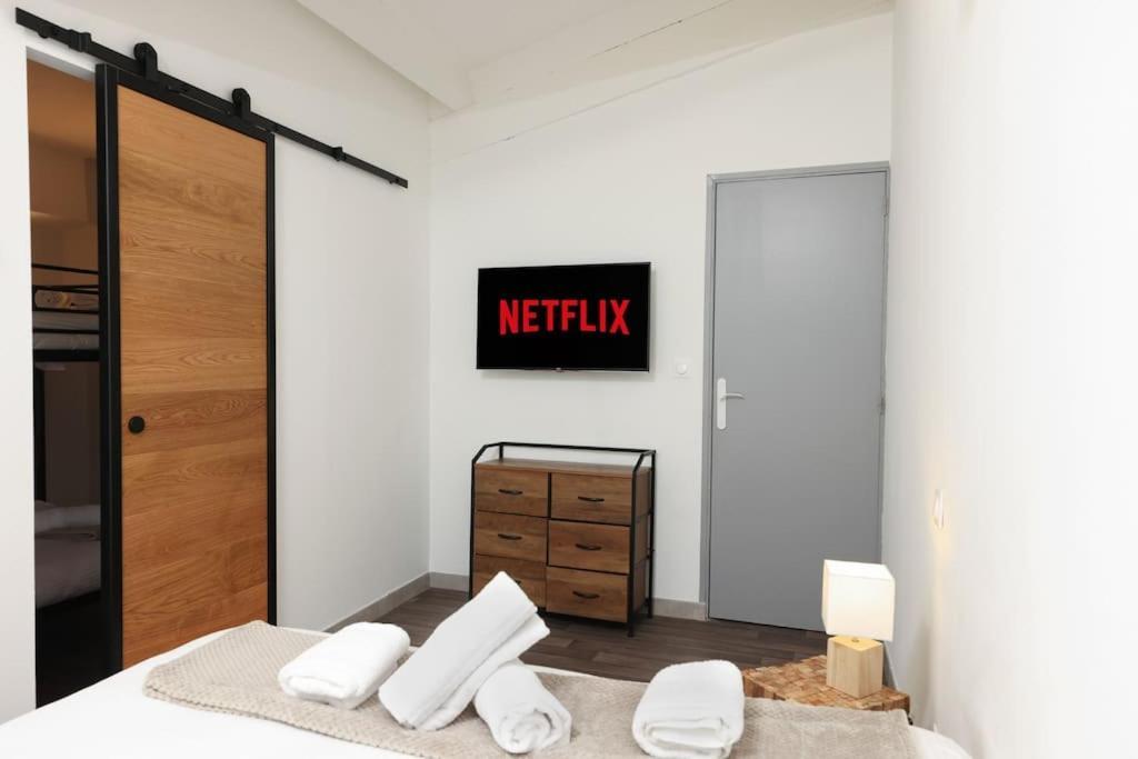 Ferienwohnung N3 Des Etudes Duplex Hypercentre Wifi Conciergeriedamecarcas Carcassonne Exterior foto